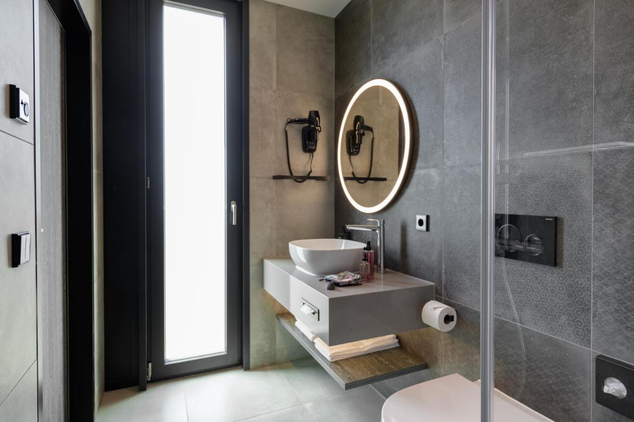 Ibis Styles Friedrichshafen Hotel Bagian luar foto