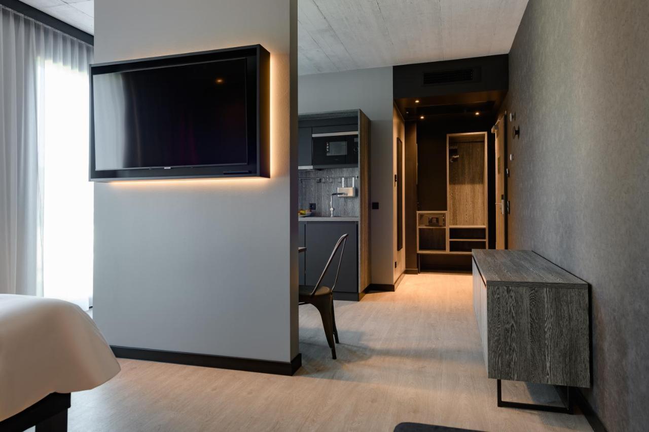 Ibis Styles Friedrichshafen Hotel Bagian luar foto