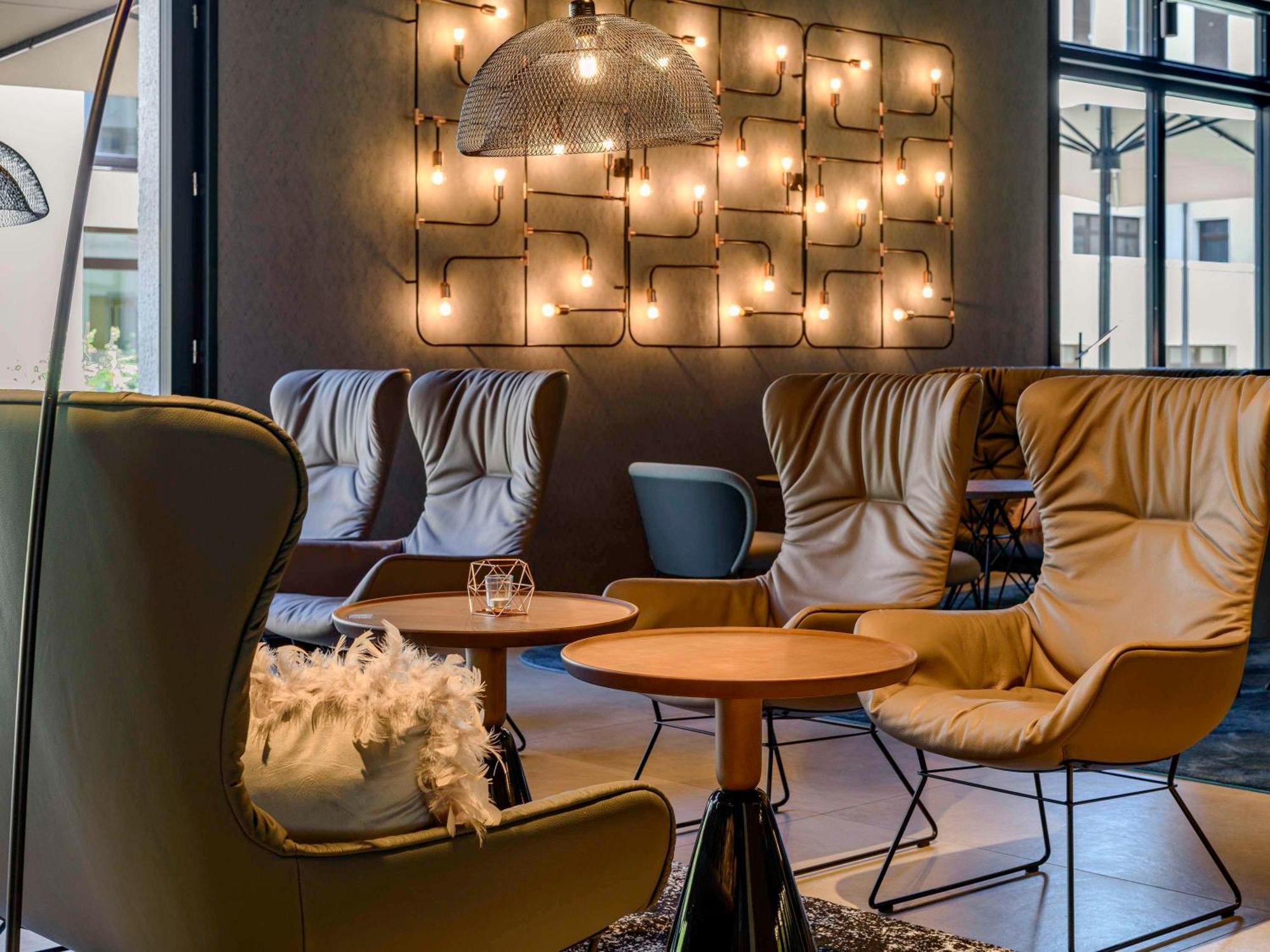 Ibis Styles Friedrichshafen Hotel Bagian luar foto
