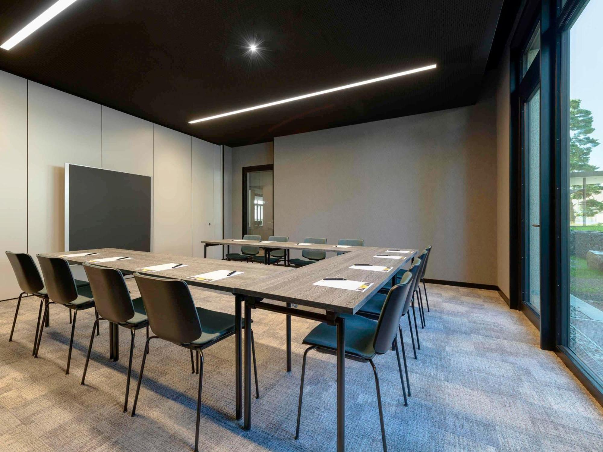Ibis Styles Friedrichshafen Hotel Bagian luar foto
