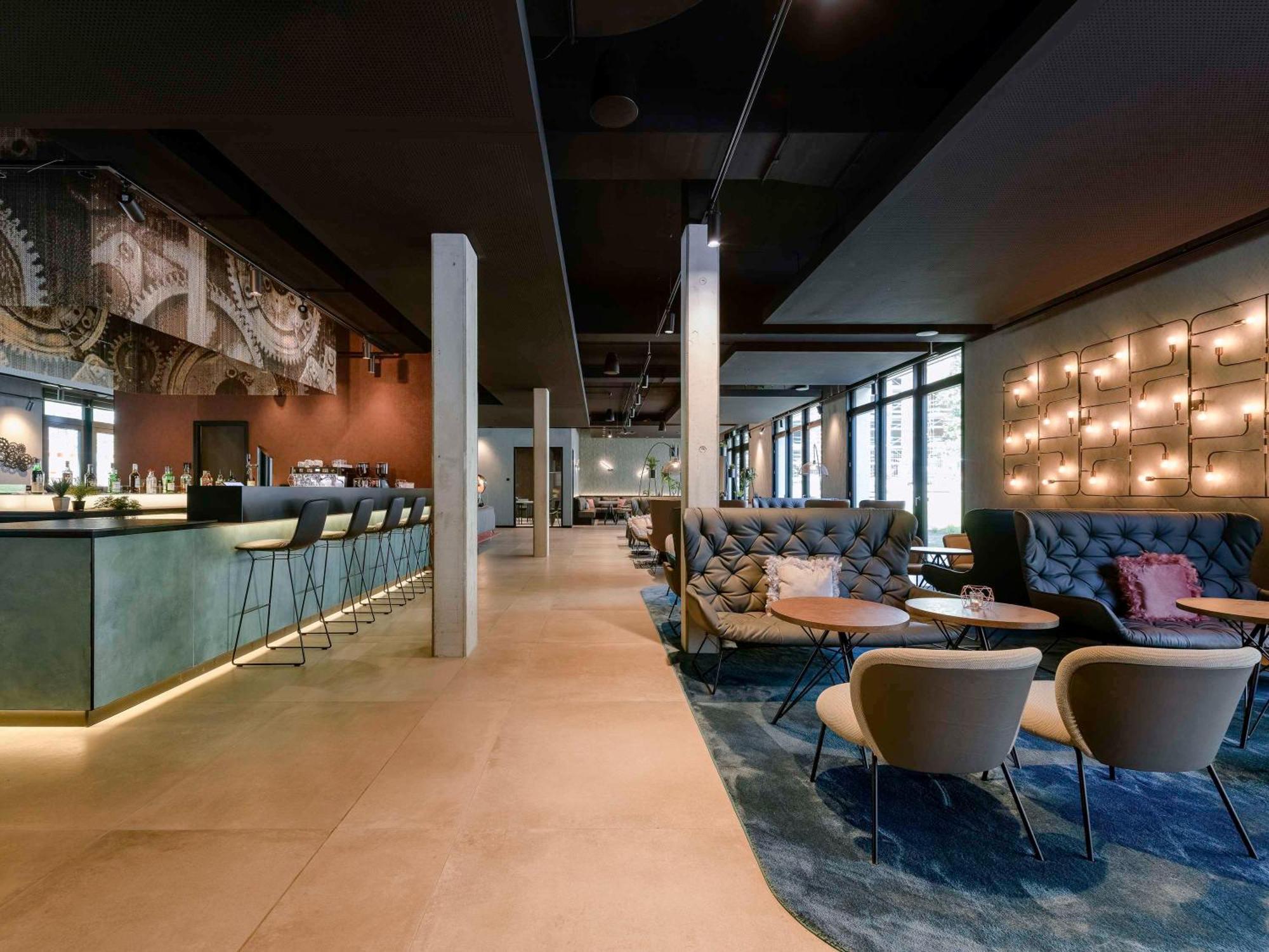 Ibis Styles Friedrichshafen Hotel Bagian luar foto