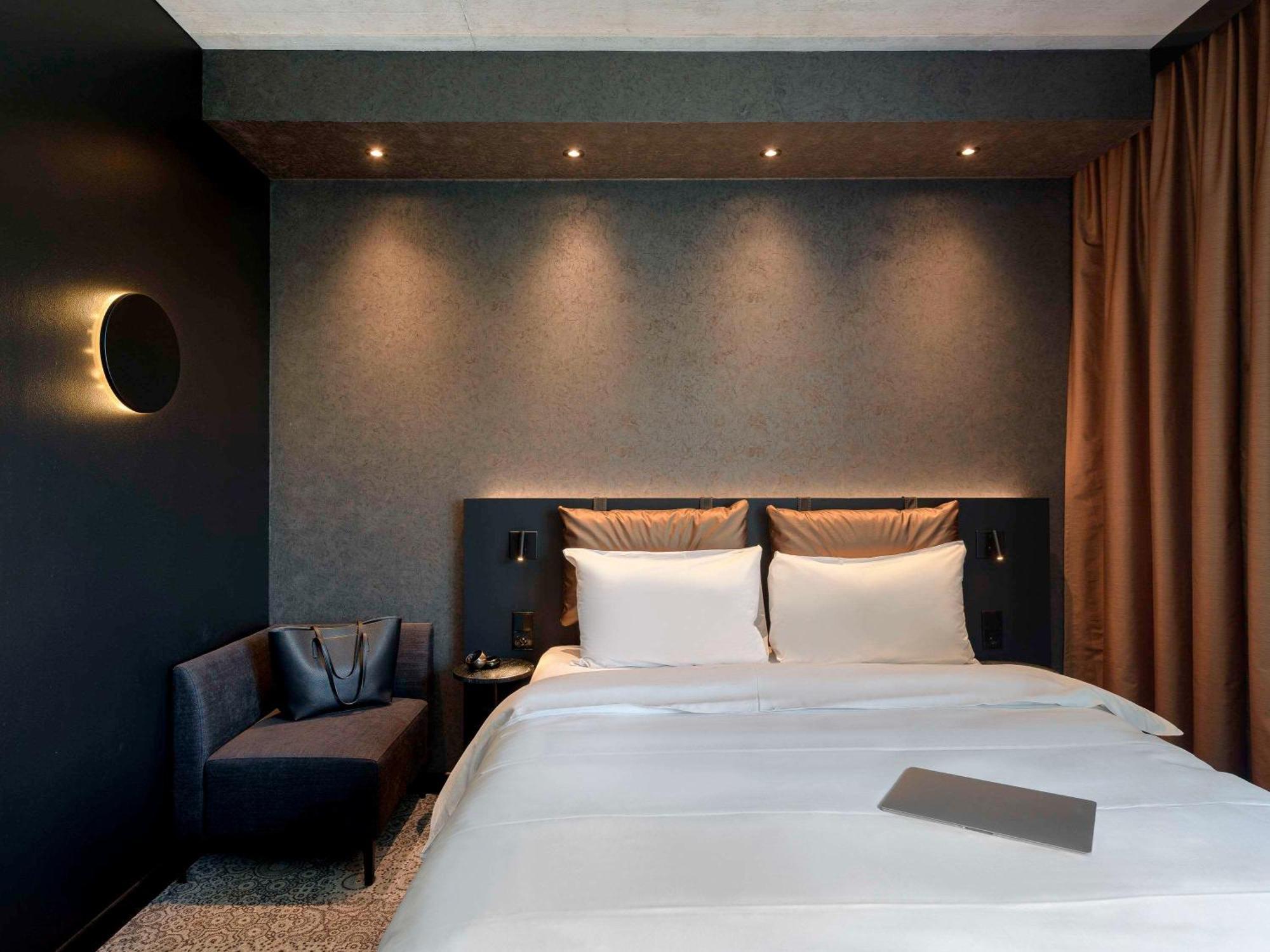 Ibis Styles Friedrichshafen Hotel Bagian luar foto