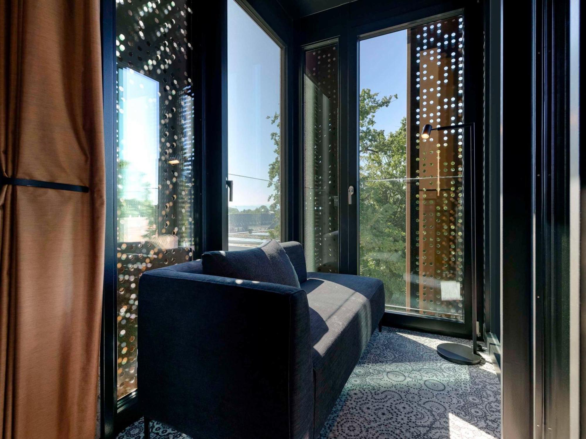 Ibis Styles Friedrichshafen Hotel Bagian luar foto