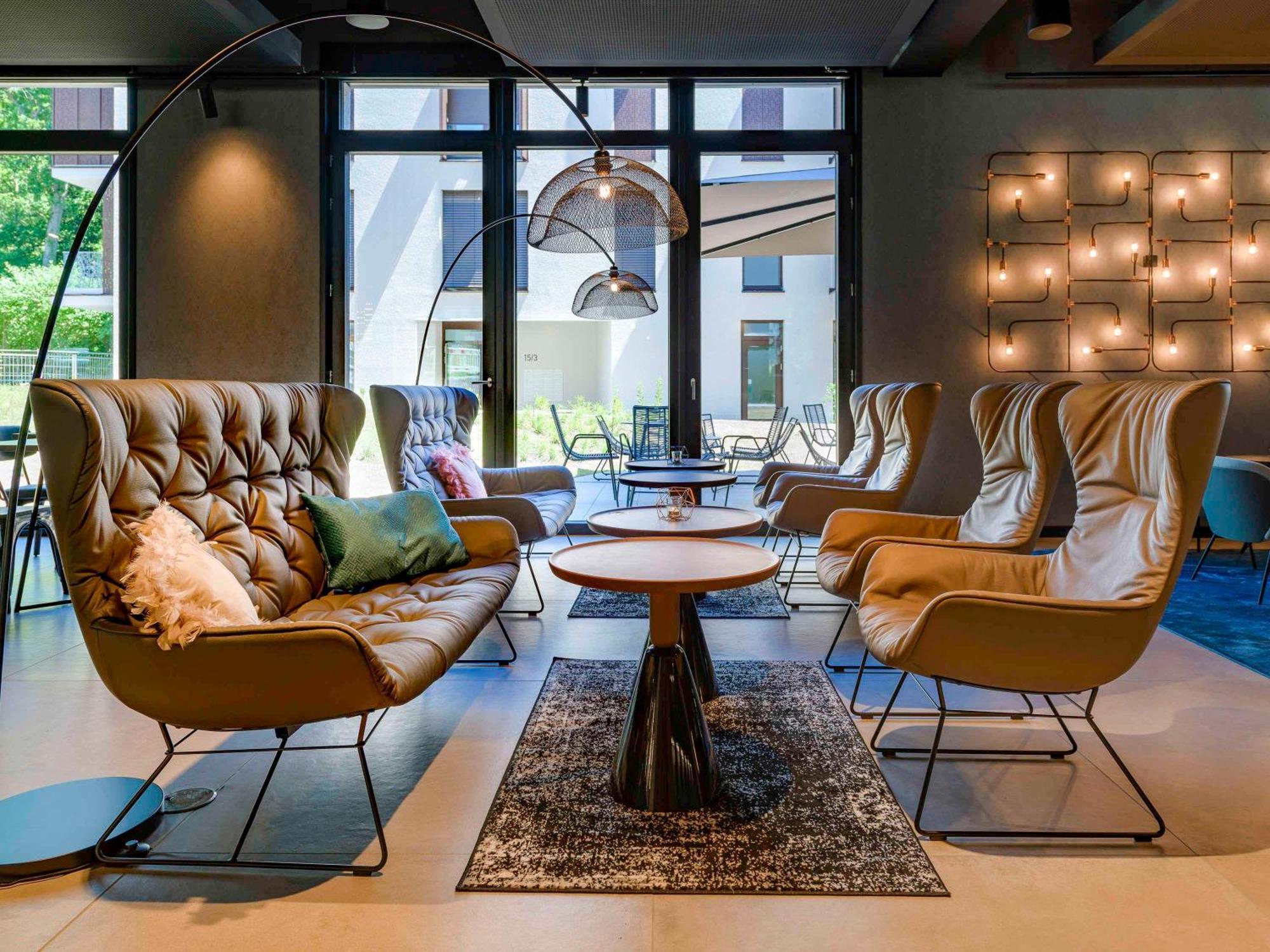Ibis Styles Friedrichshafen Hotel Bagian luar foto