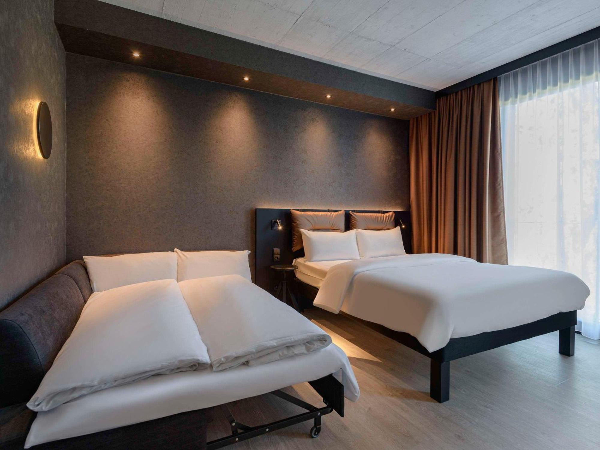 Ibis Styles Friedrichshafen Hotel Bagian luar foto