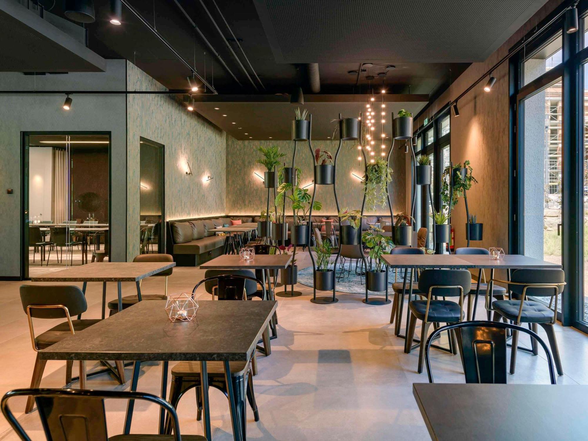 Ibis Styles Friedrichshafen Hotel Bagian luar foto